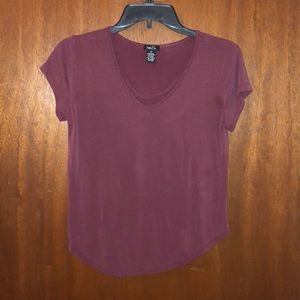 Maroon rue 21 shirt